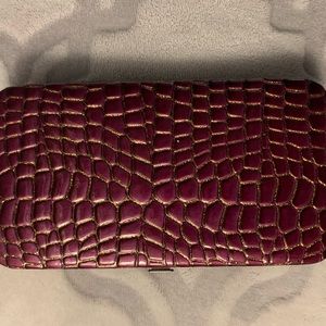 Imitation alligator wallet